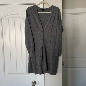Ann Taylor Gray Boyfriend Tunic Cardigan (XL)